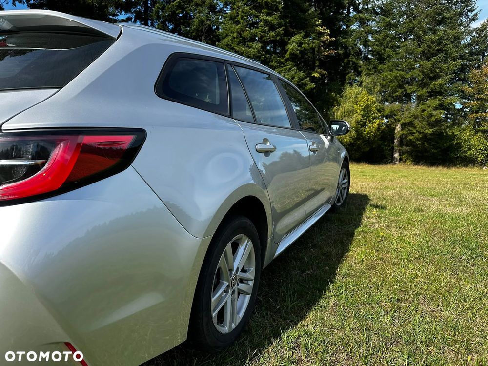 Toyota Corolla - 4