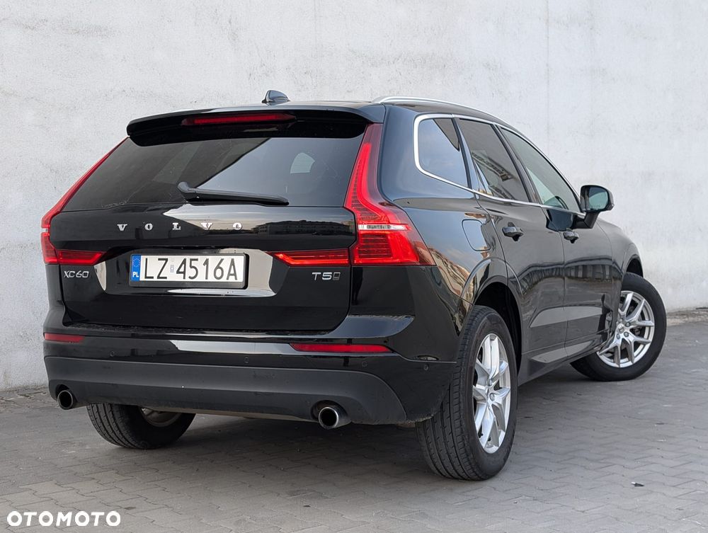 Volvo XC 60 T5 Geartronic Momentum Pro - 4