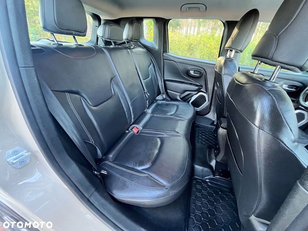 Jeep Renegade - 10