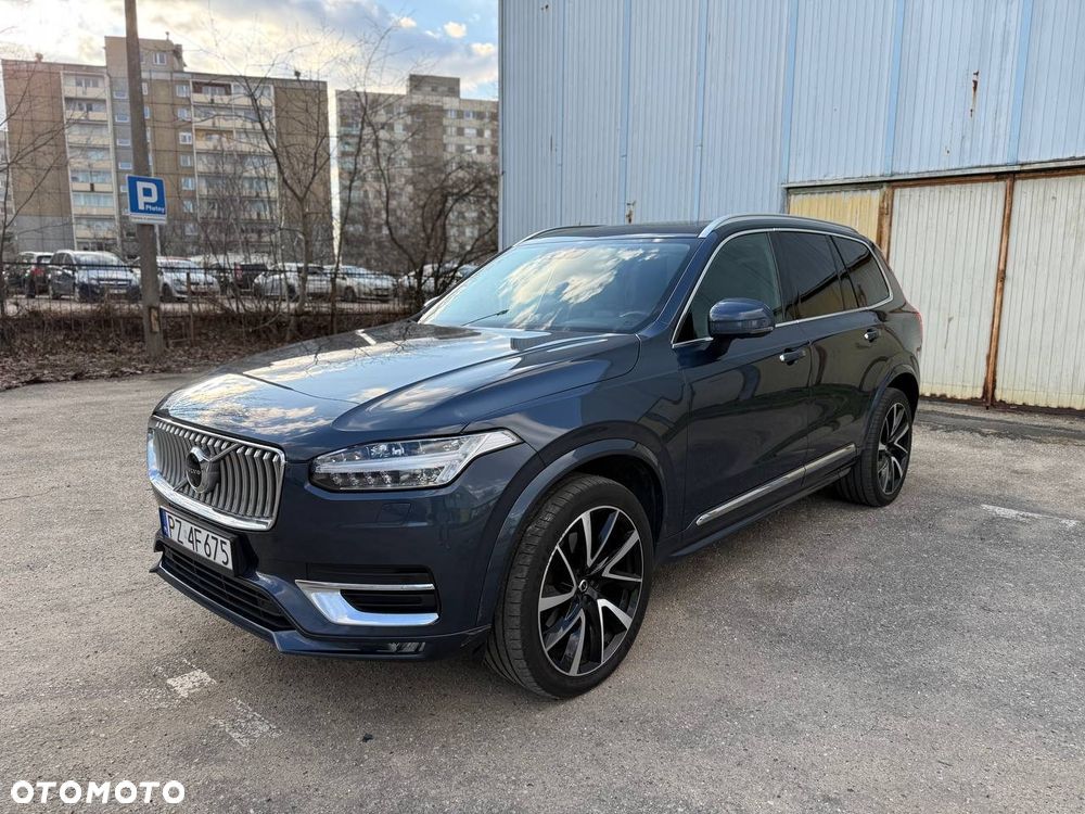 Volvo XC 90 - 7