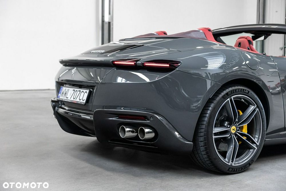 Ferrari Roma Spider - 19