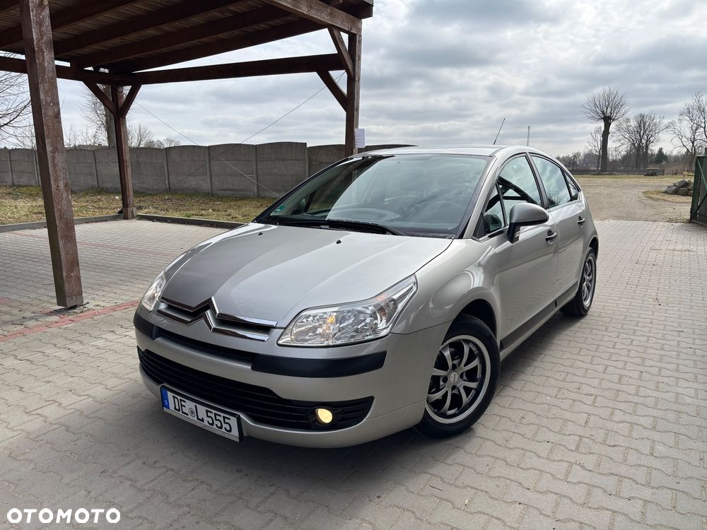 Citroën C4 1.4 16V Style - 3