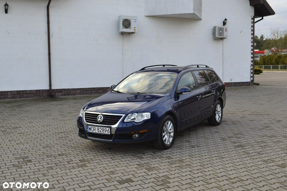 Volkswagen Passat - 2