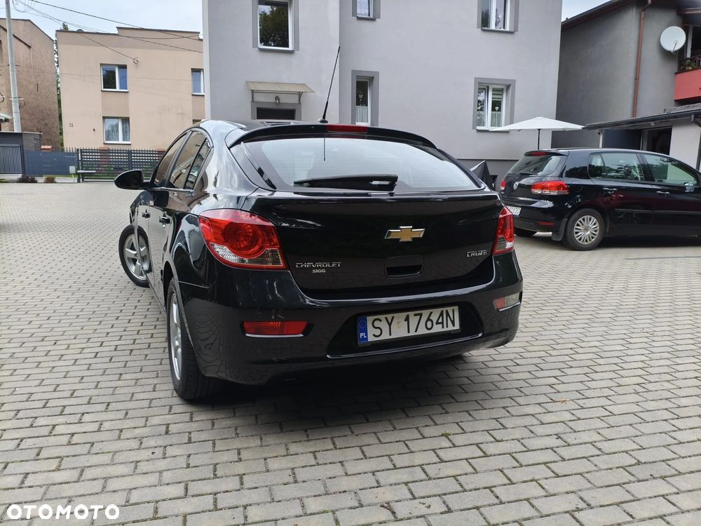 Chevrolet Cruze 1.8 LT - 10