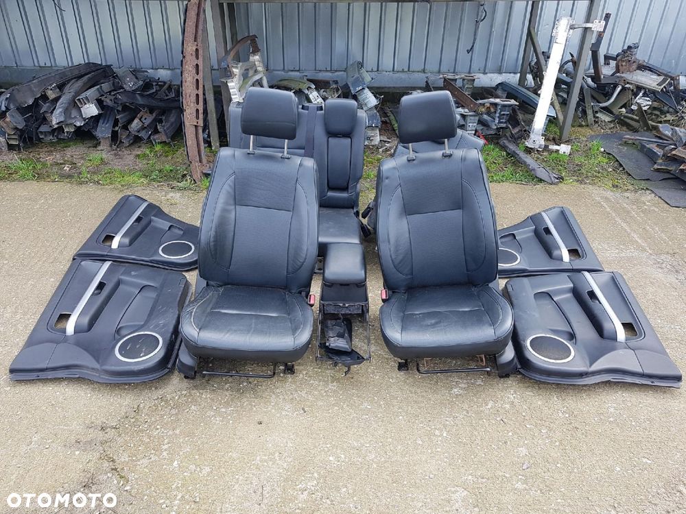 SUZUKI GRAND VITARA II 05-14r FOTELE SKÓRZANE BOCZKI 5D - 1