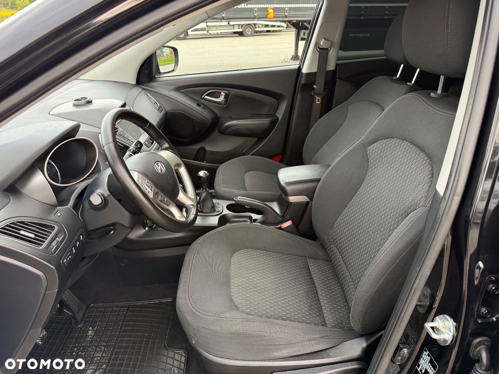Hyundai ix35 2.0 4WD Premium - 22