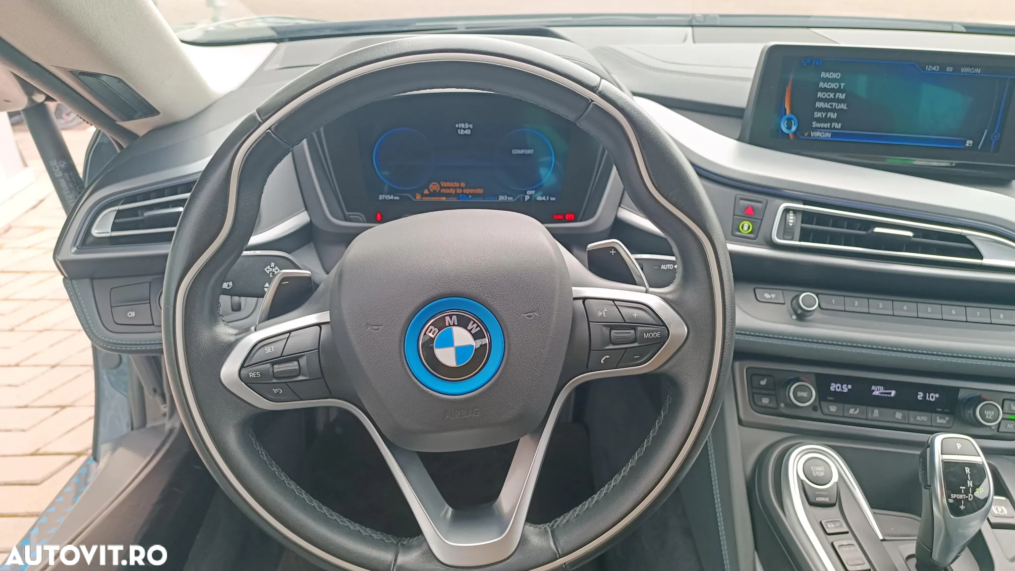 BMW i8 Coupe - 13
