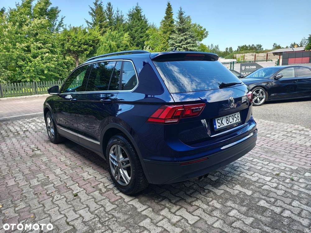 Volkswagen Tiguan - 9