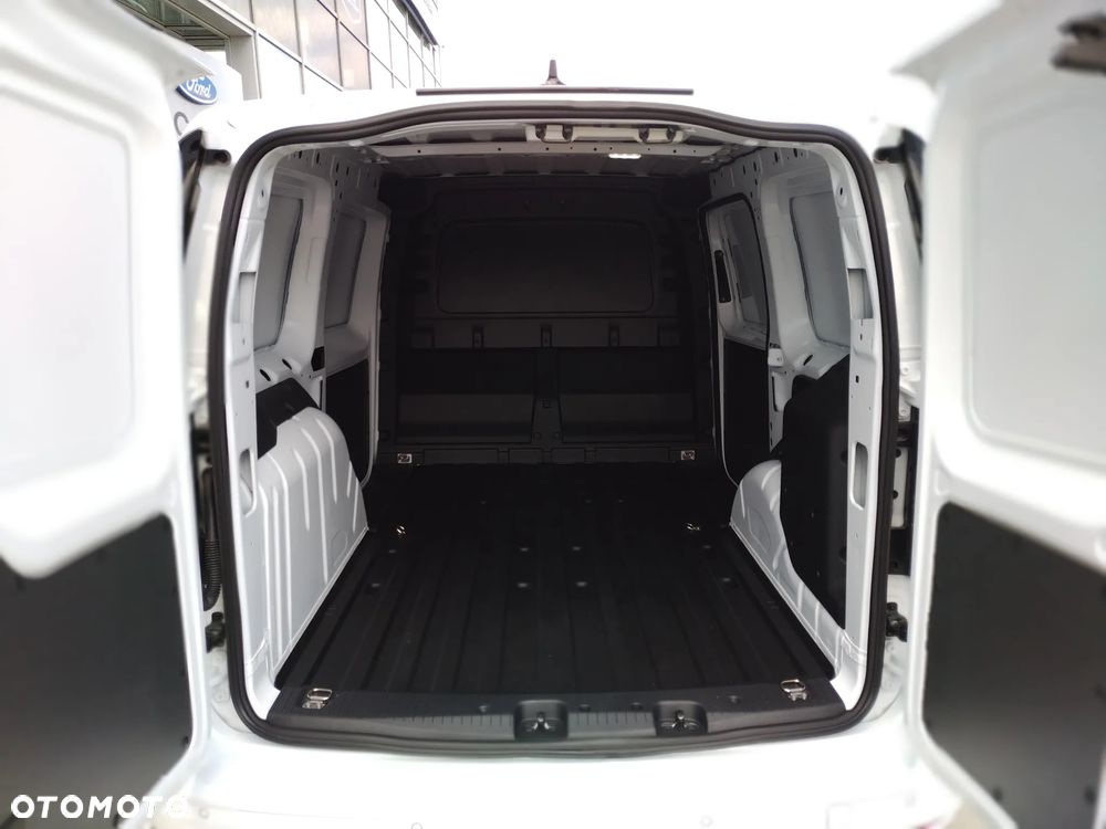 Ford Transit Connect L2 - 6