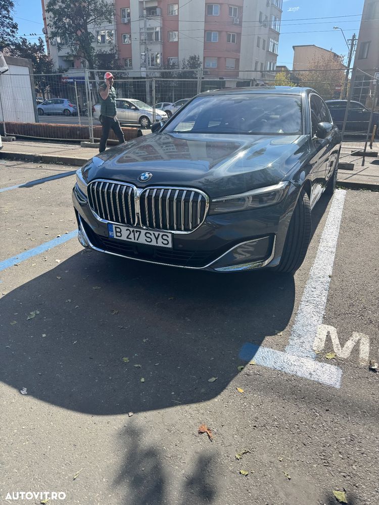 BMW Seria 7 745Le xDrive AT PHEV - 19