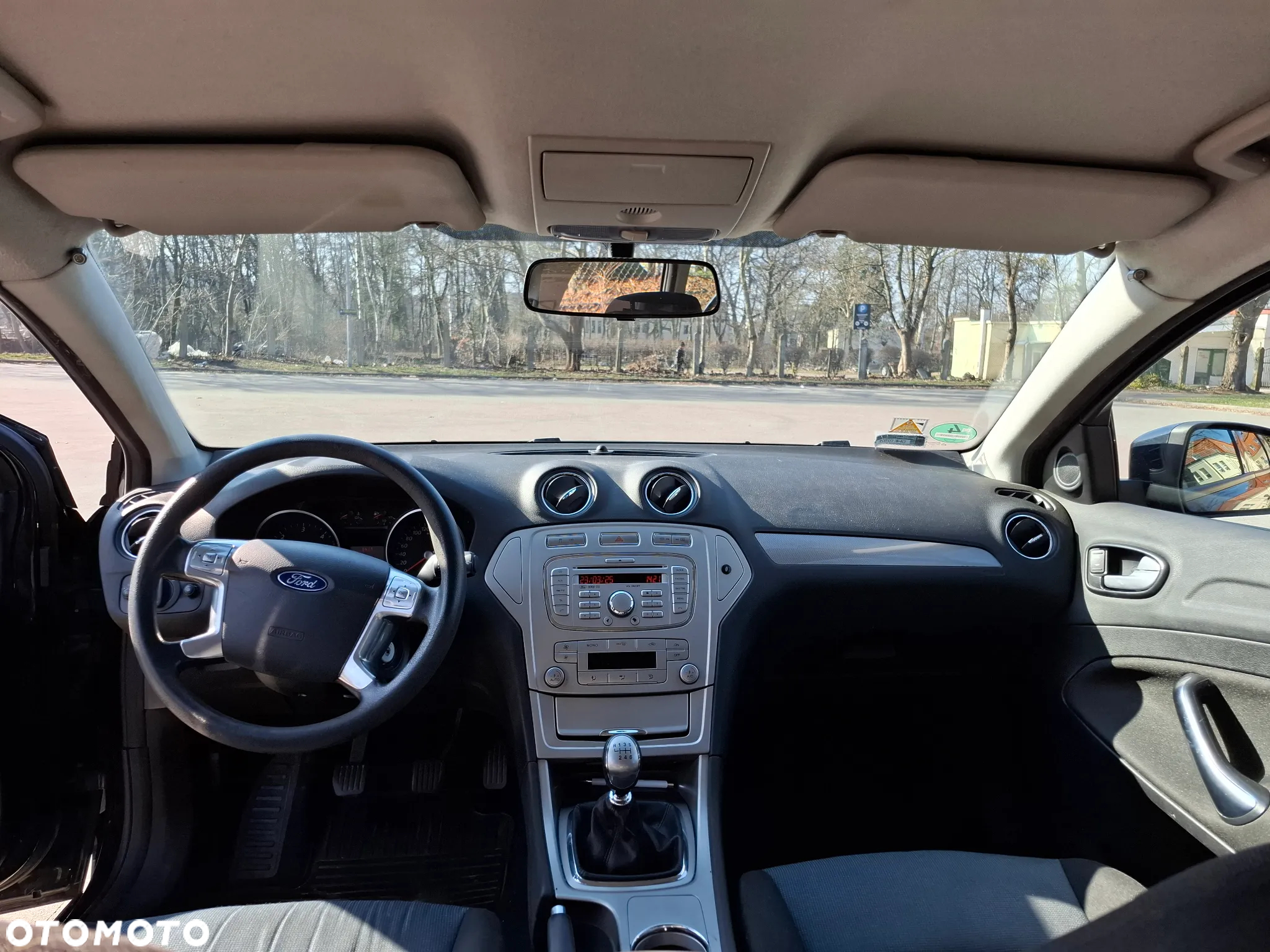 Ford Mondeo 1.8 TDCi Silver X - 13