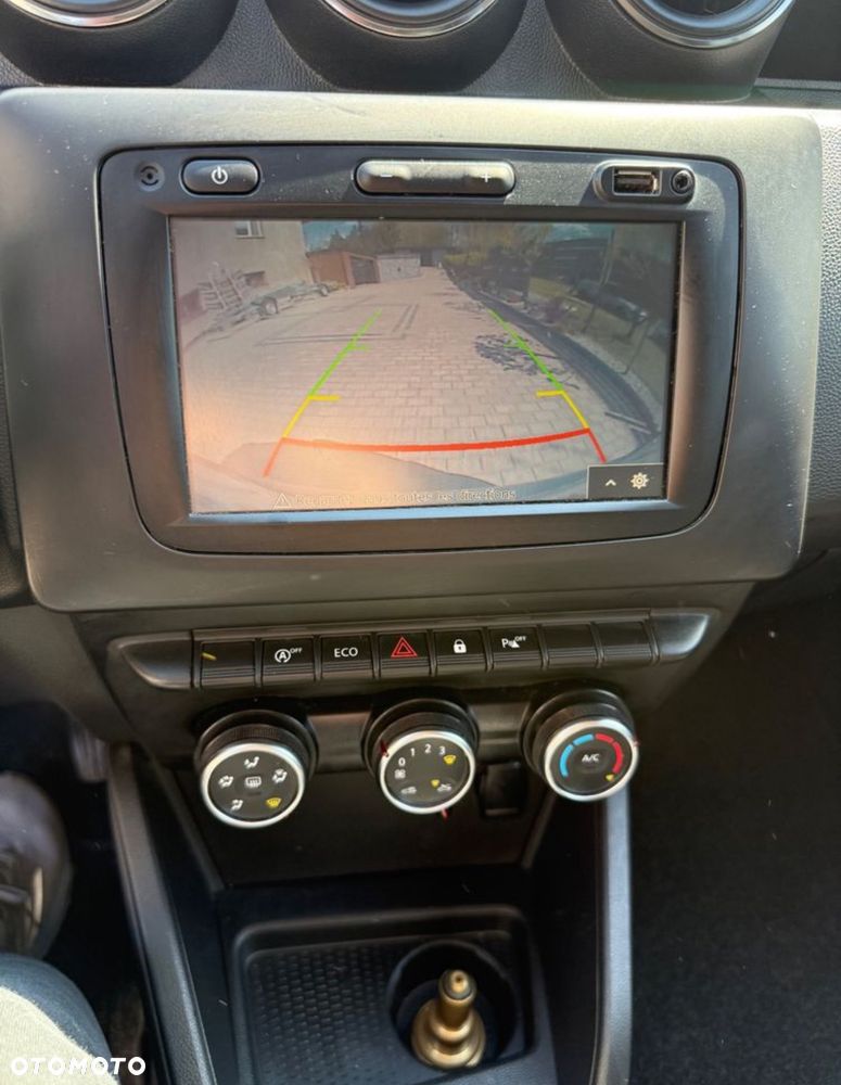 Dacia Duster 1.6 SCe Prestige - 10