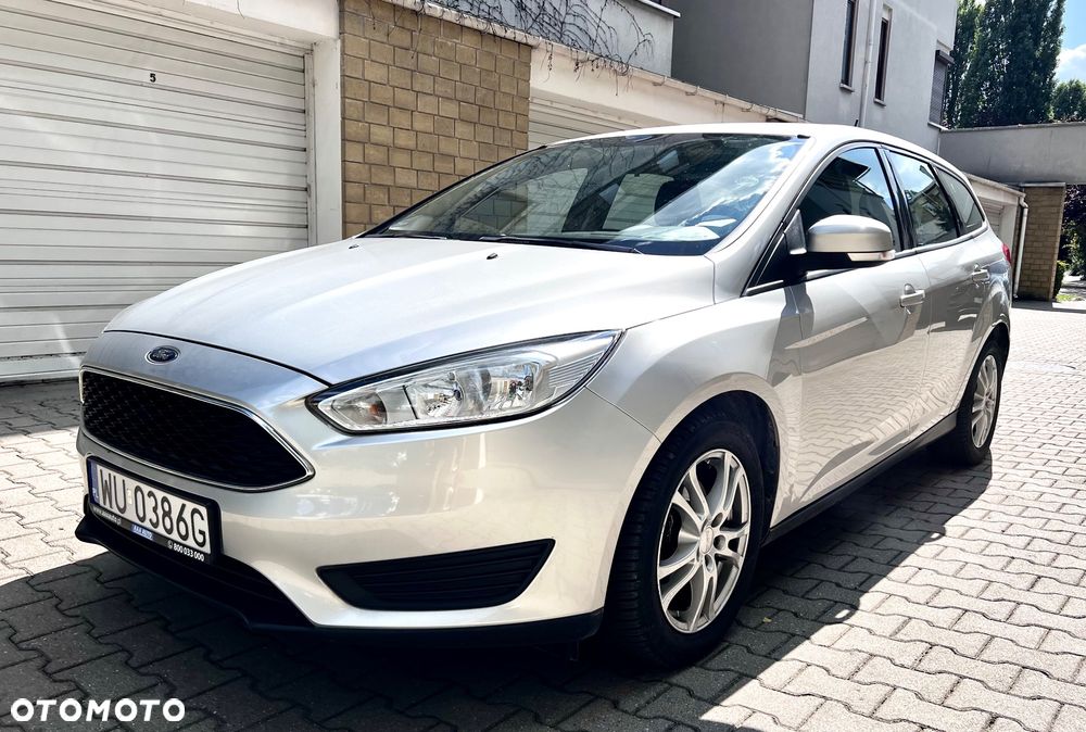 Ford Focus 1.6 Titanium - 11