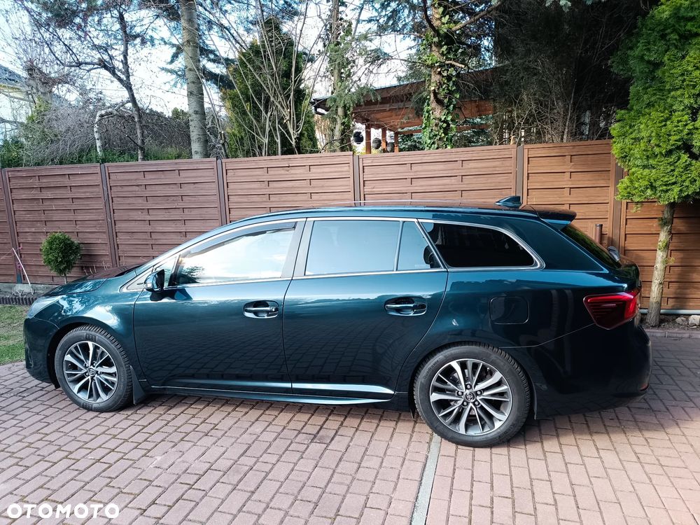Toyota Avensis 1.8 Prestige - 3