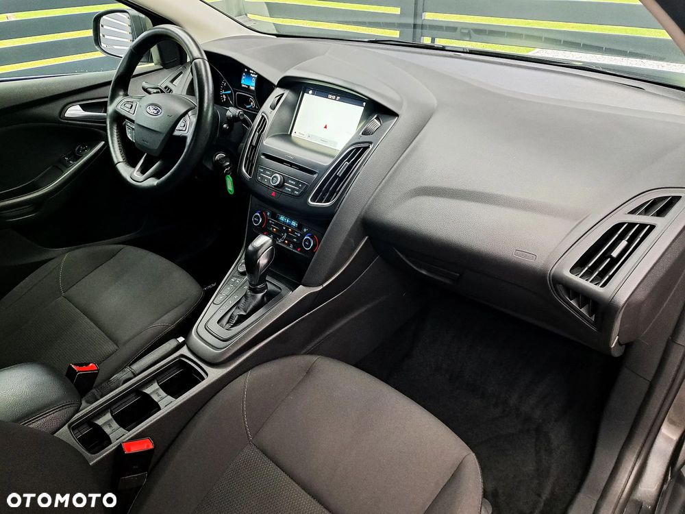 Ford Focus - 16