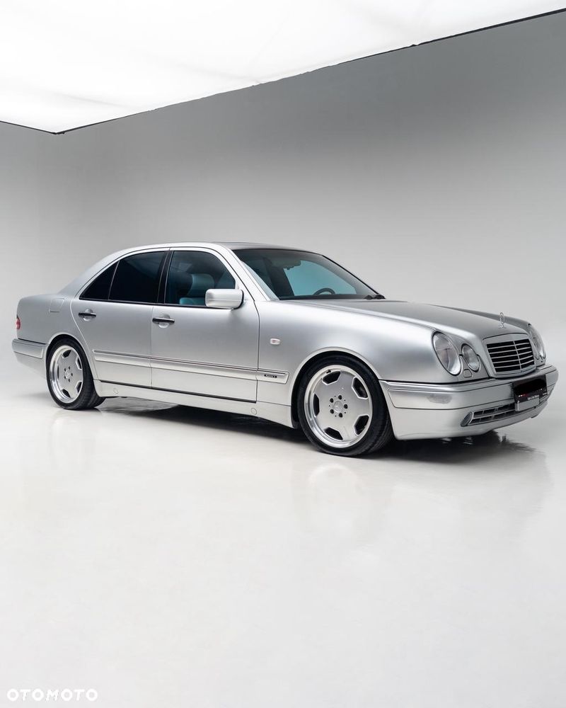 Mercedes-Benz Klasa E - 3