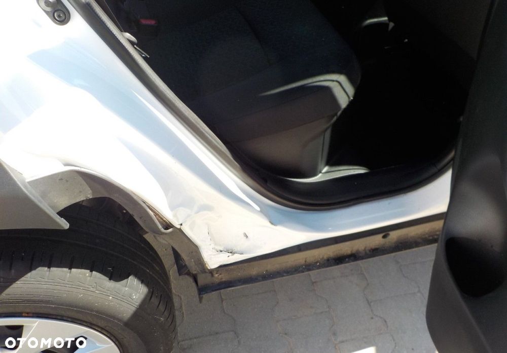 Toyota Yaris Cross - 18
