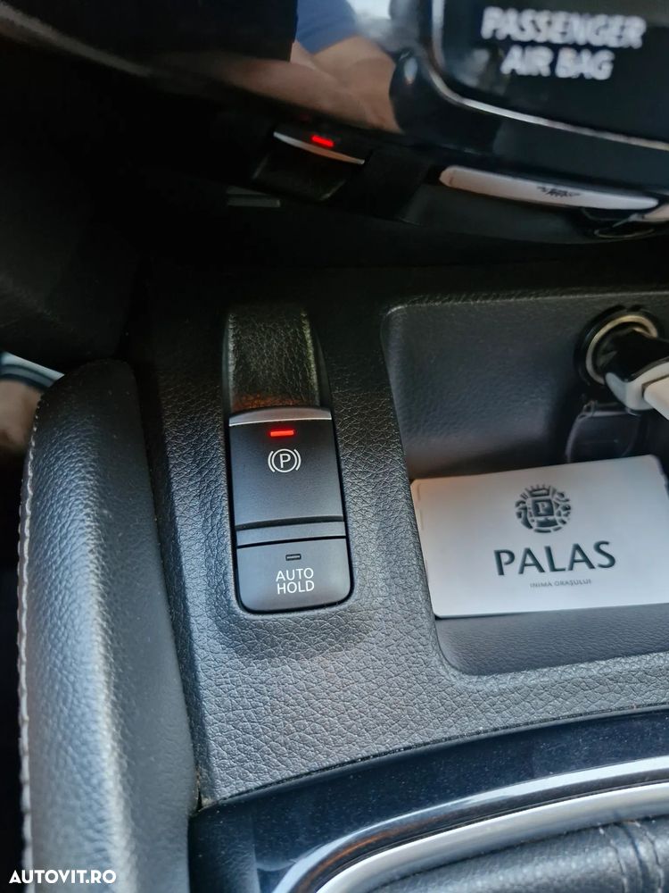 Nissan Qashqai 1.2 DIG-T Start/Stop N-Connecta - 19