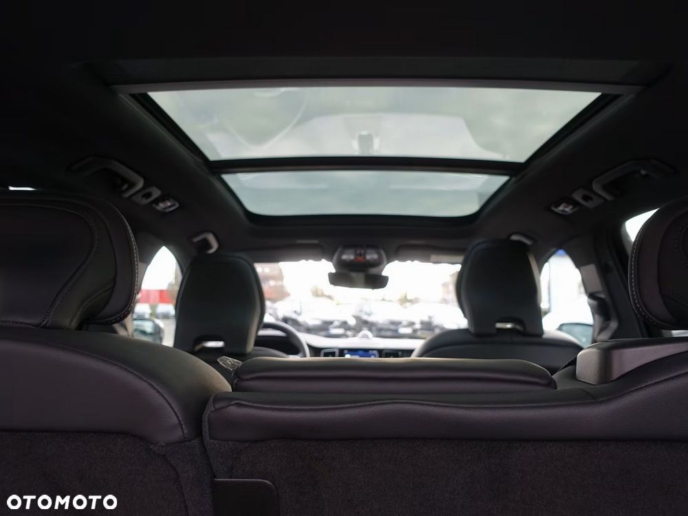 Volvo XC 60 B5 B AWD Ultra Black Edition - 13