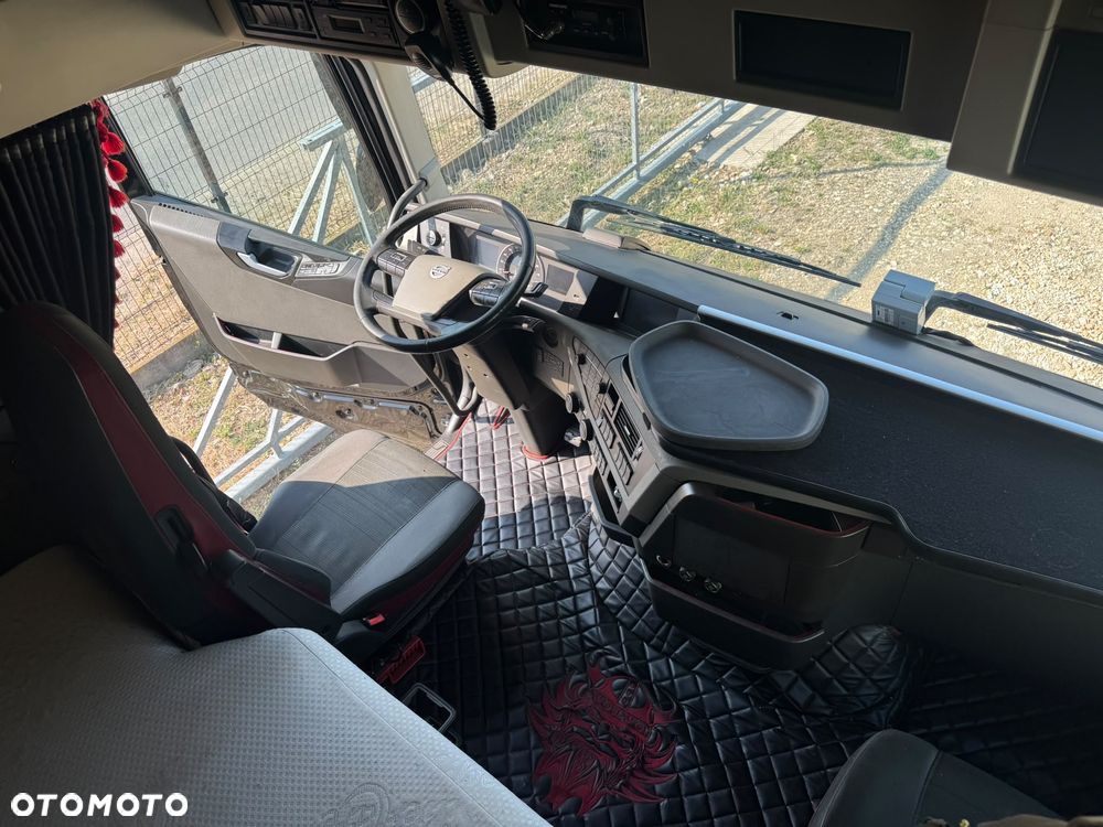 Volvo FH4 - 11