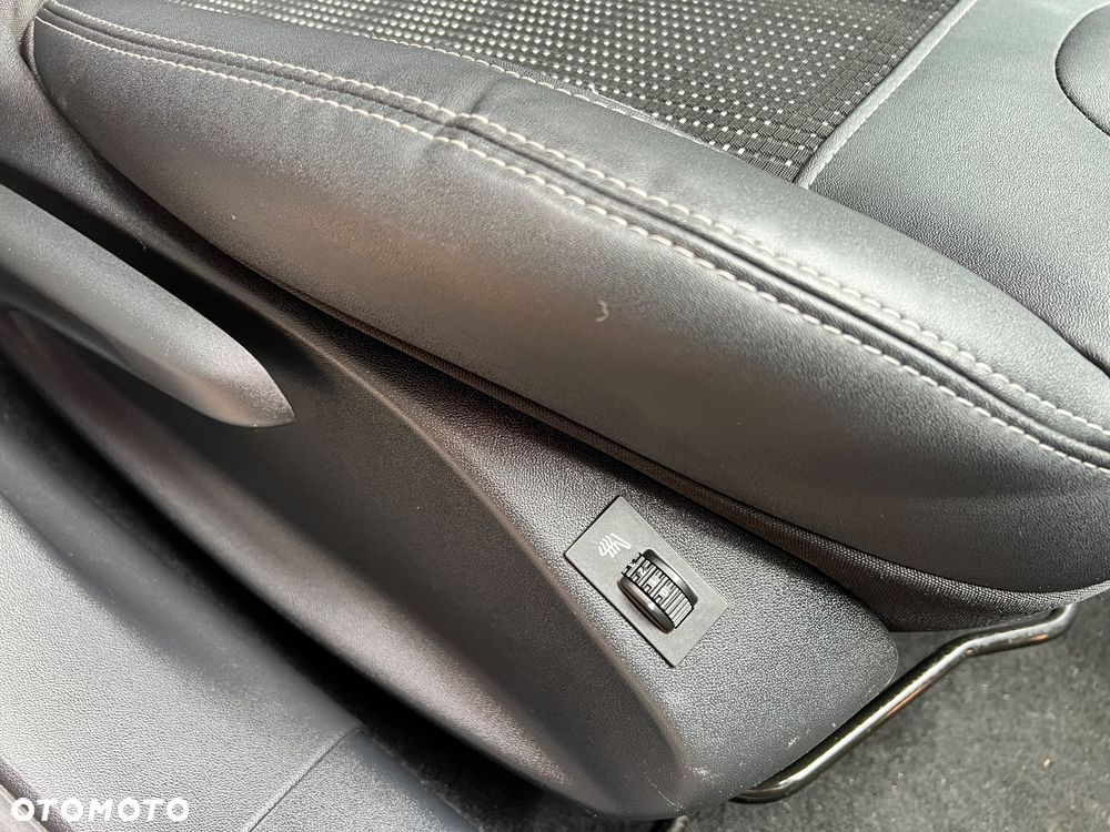 Peugeot 2008 PureTech 130 Stop&Start Allure - 22