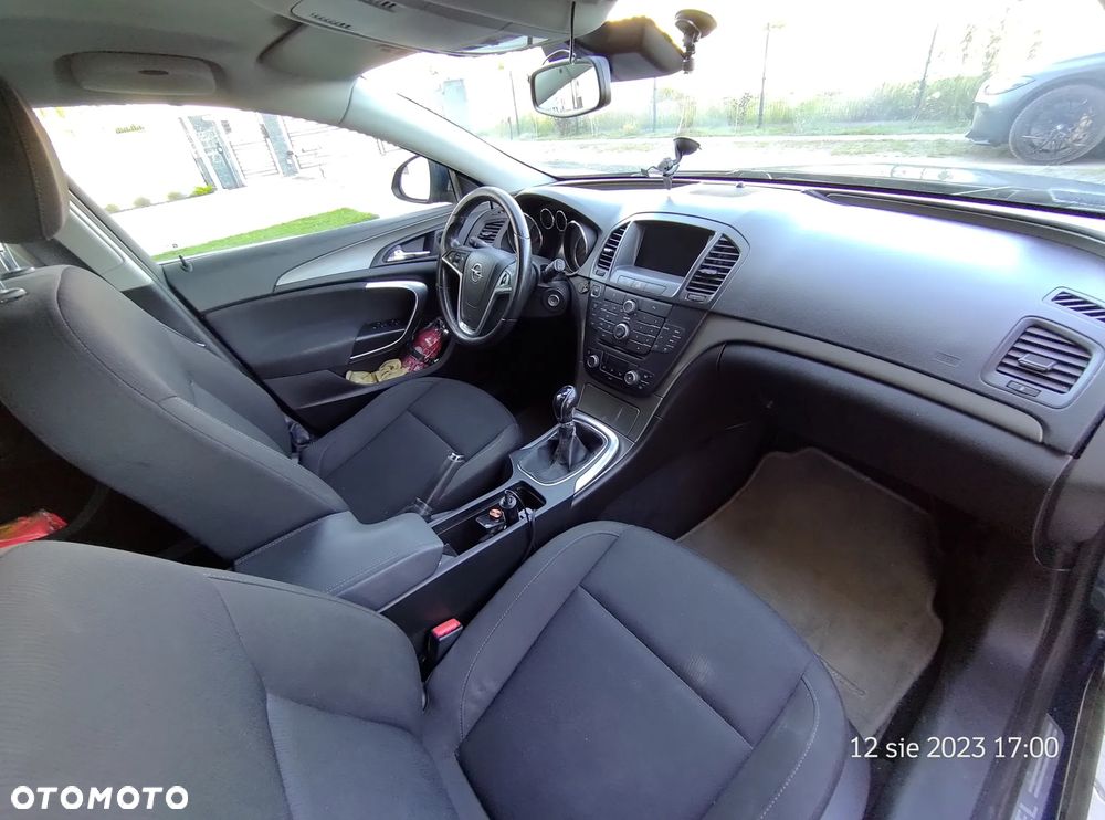 Opel Insignia - 8
