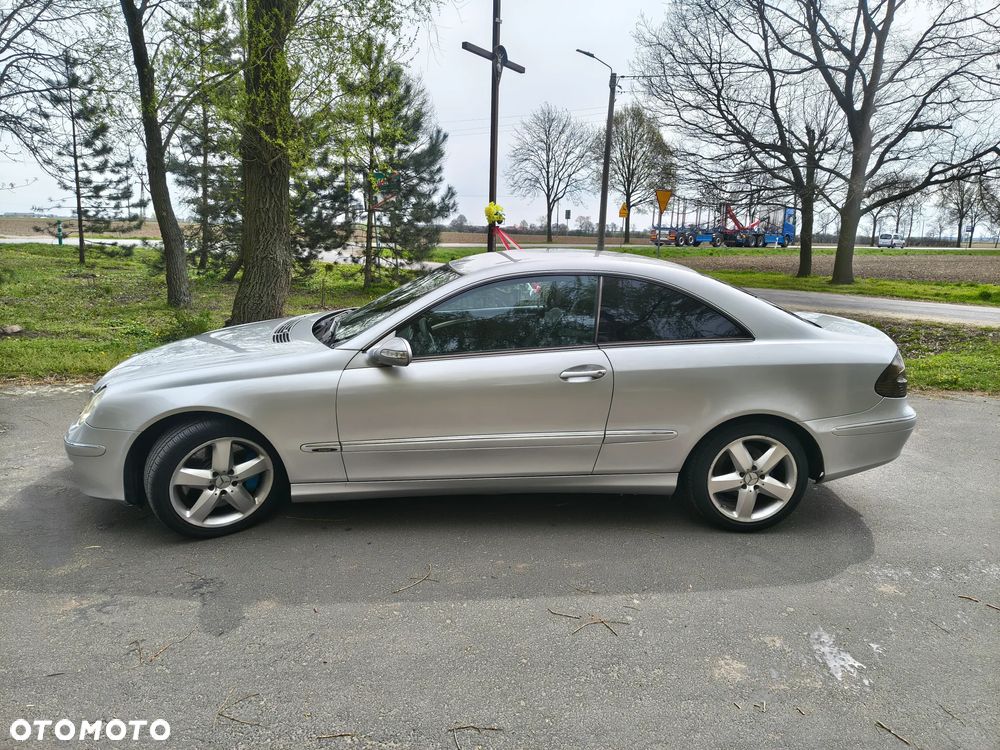 Mercedes-Benz CLK - 5