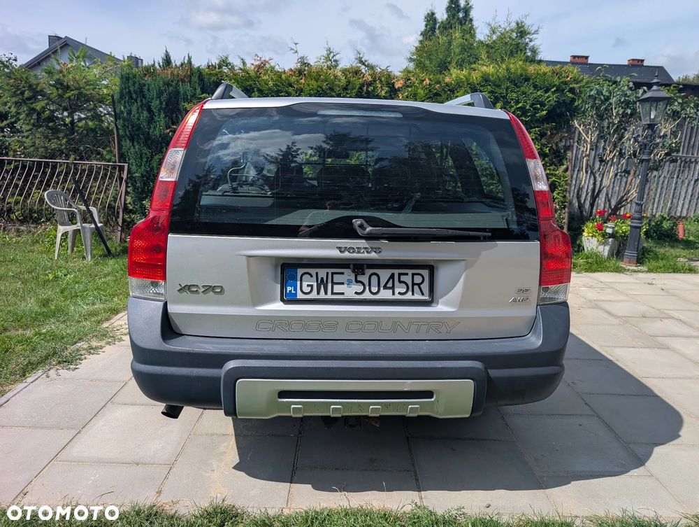 Volvo XC 70 D5 AWD Black Edition - 8