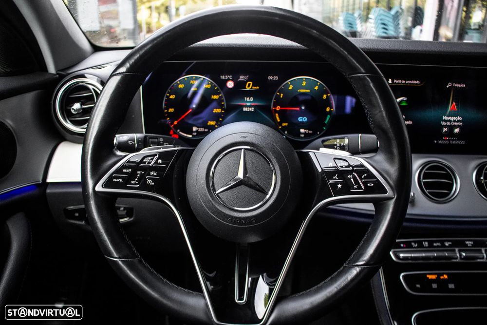 Mercedes-Benz E 300 de Avantgarde 4Matic - 13