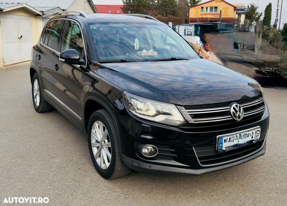 Volkswagen Tiguan 2.0 TDI DPF 4Motion BlueMotion Technology DSG Lounge Sport & Style - 2