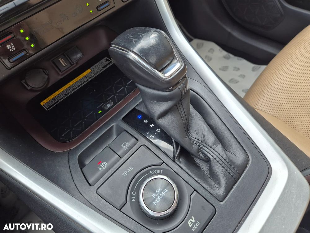 Toyota RAV4 2.5 VVT-iE 4x4 Luxury Premium - 33