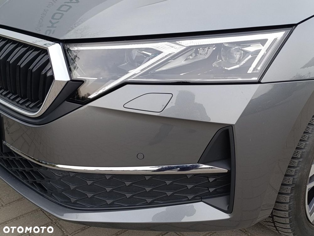 Skoda Octavia 1.5 TSI mHEV Selection DSG - 10