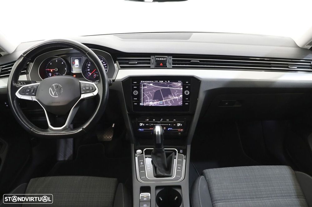 VW Passat Variant 2.0 TDi Business DSG - 7