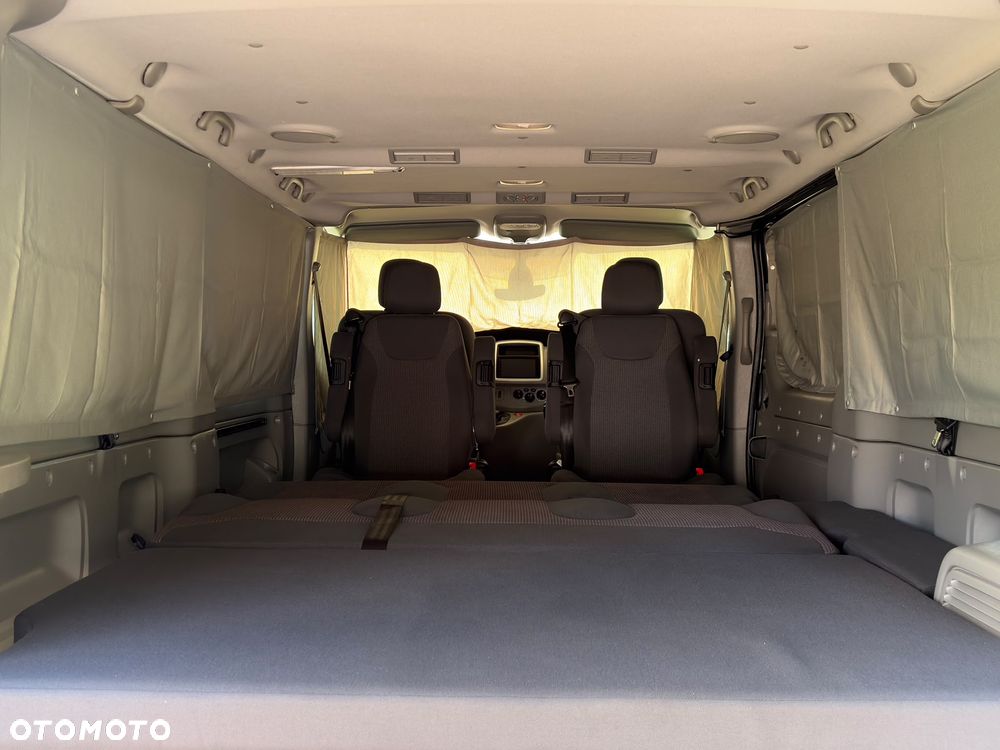 Opel Vivaro - 31
