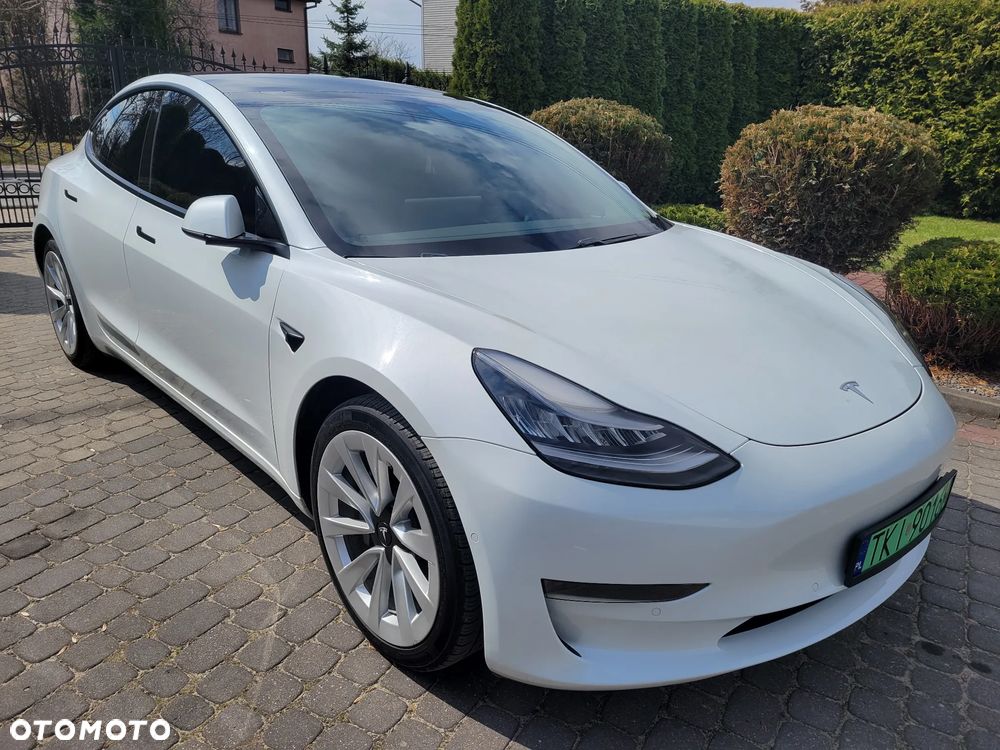 Tesla Model 3 - 2