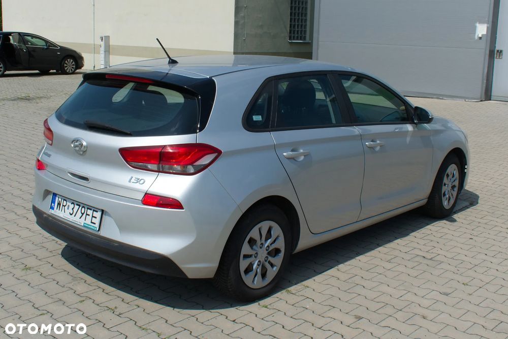 Hyundai i30 1.4 Comfort - 4