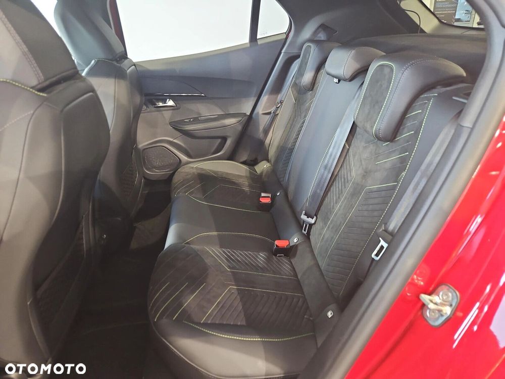 Peugeot 2008 - 11