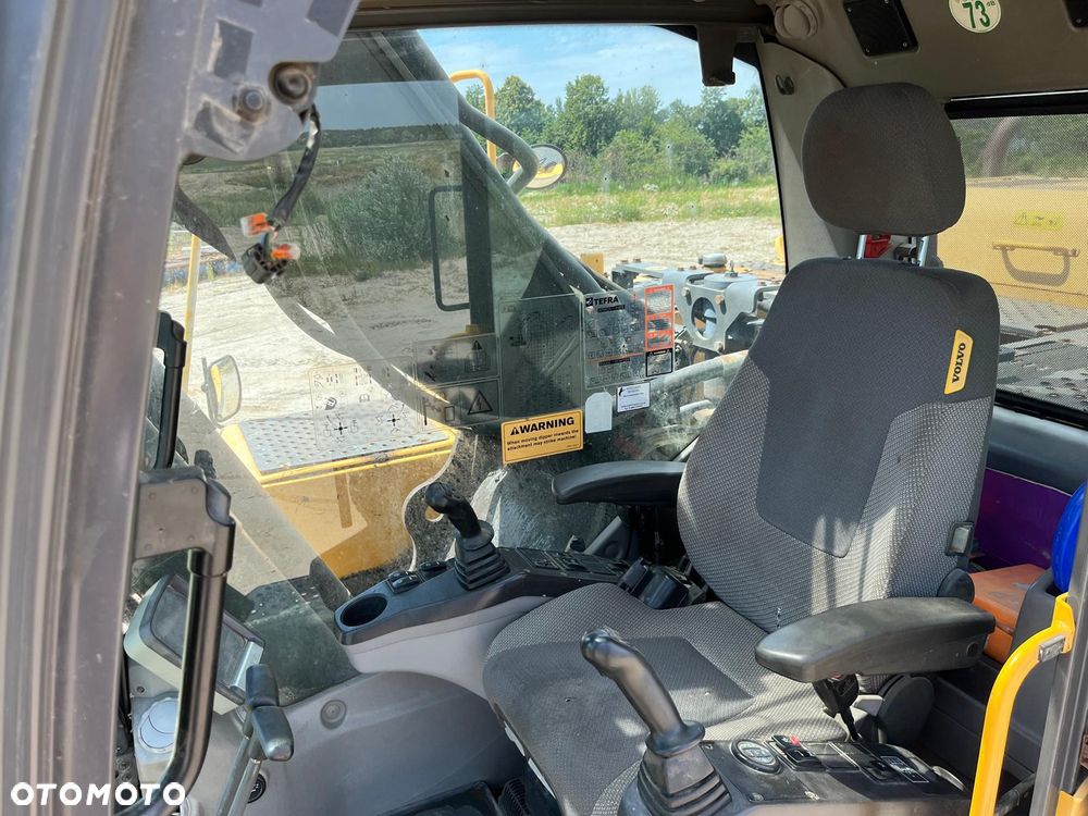 Volvo EC 360 CLD - 10