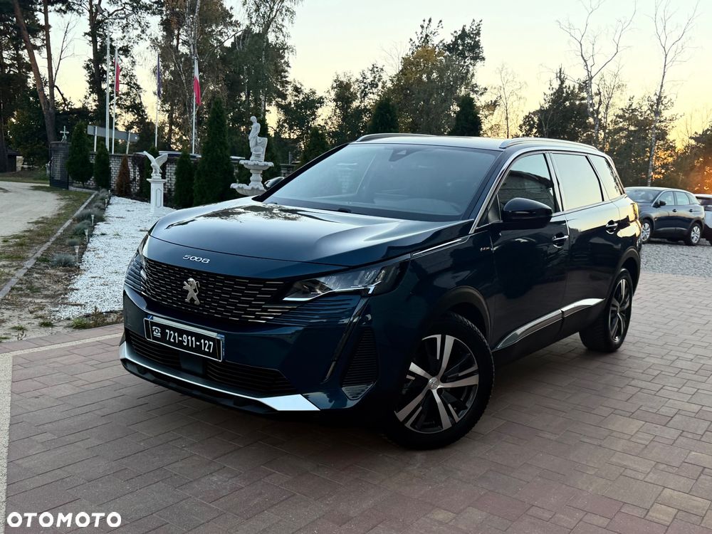 Peugeot 5008 - 8
