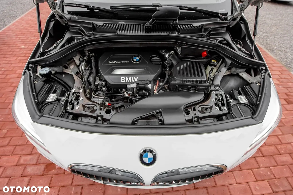 BMW Seria 2 220d Active Tourer xDrive M Sport - 16