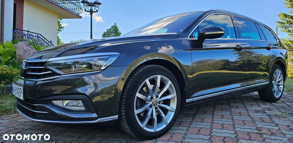 Volkswagen Passat 2.0 TDI EVO Elegance - 9