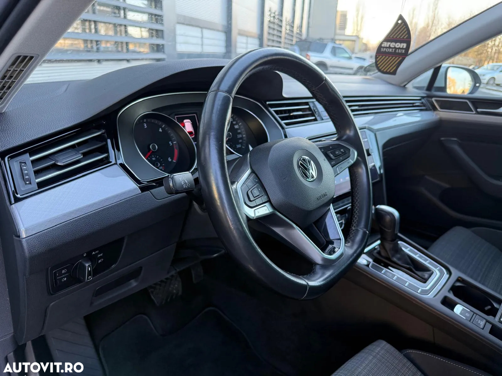 Volkswagen Passat Variant 2.0 TDI DSG Comfortline - 15
