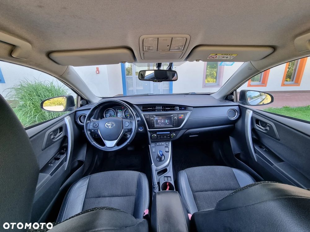 Toyota Auris 1.8 HSD Prestige NAVI - 20