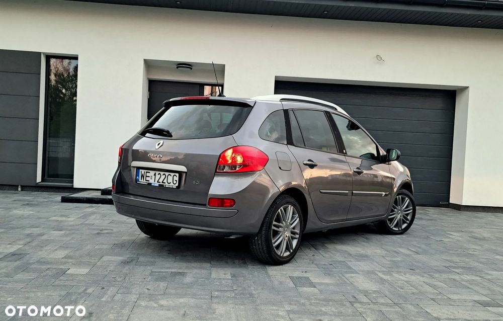 Renault Clio - 6