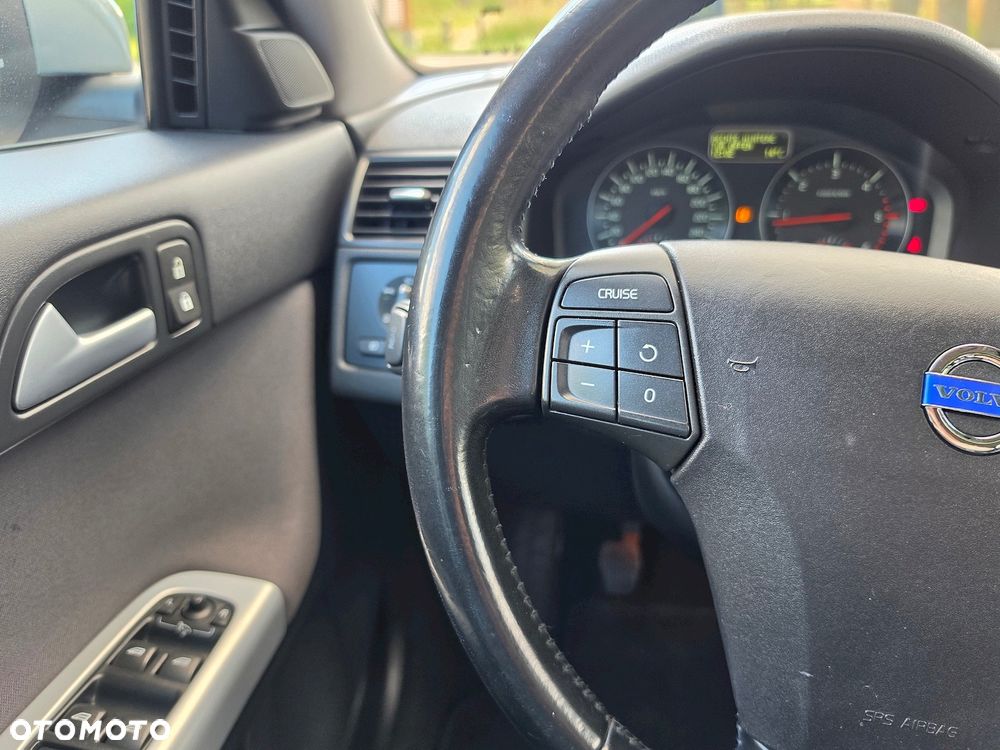 Volvo V50 DPF D2 Summum - 27