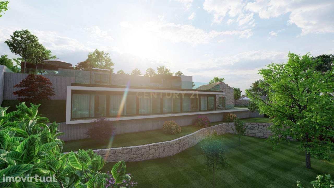 Luxuosa Moradia em Construção com Vista para o Rio e Montanha - Grande imagem: 4/24