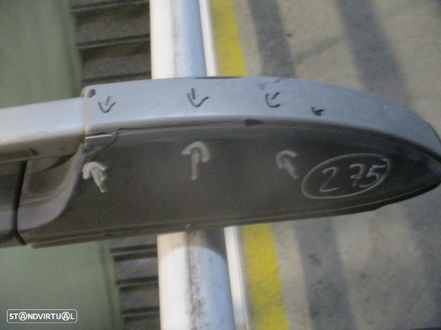 Barra De Tejadilho 872834D200 KIA CARNIVAL 2 2009 2.9 CRDI 185CV 5P CINZA DRT DANIFICADO - 3