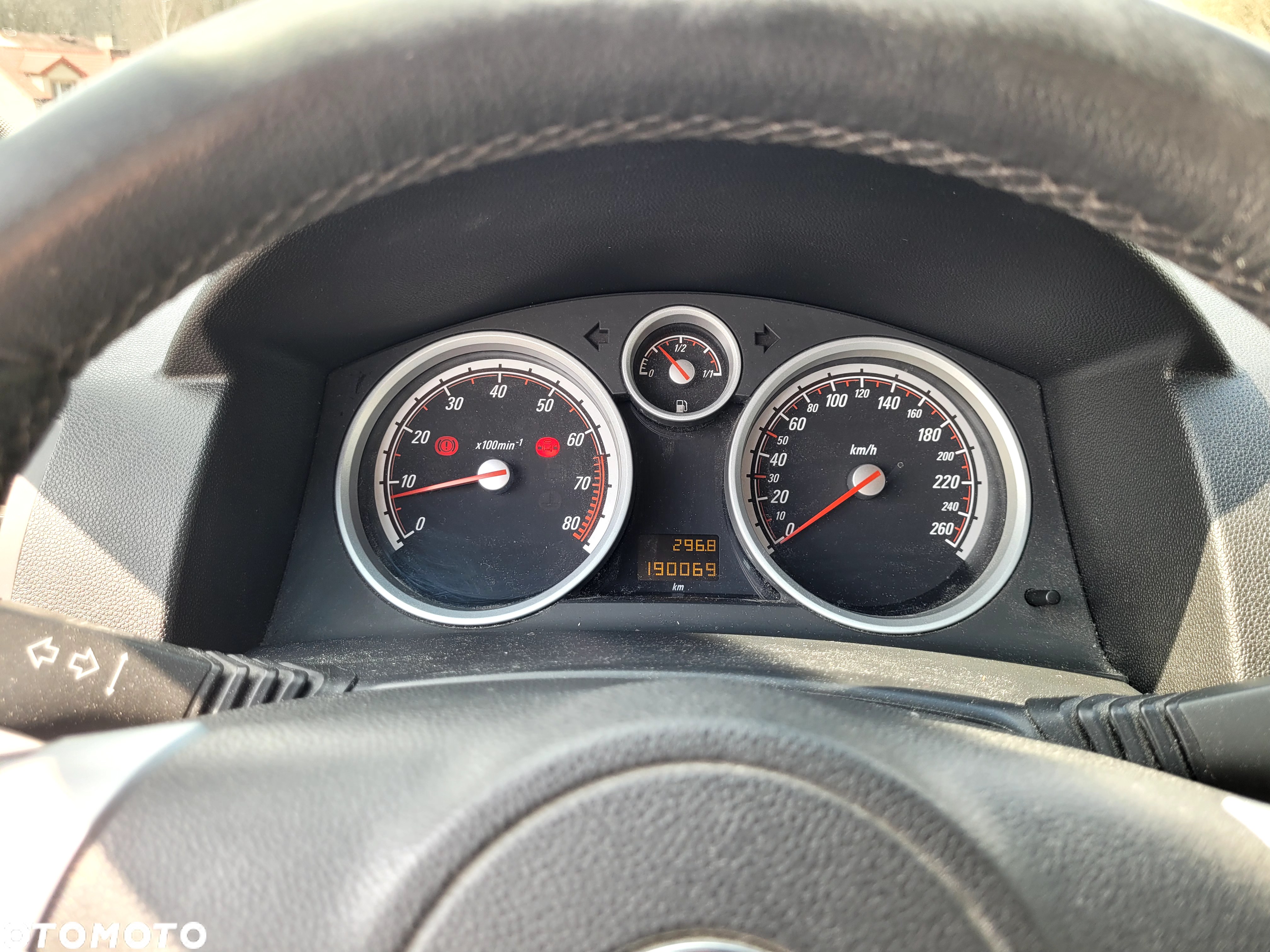 Opel Astra GTC 1.8 - 7
