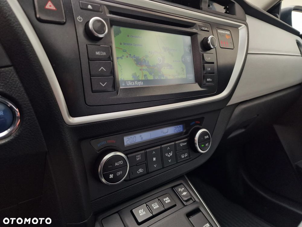 Toyota Auris - 29