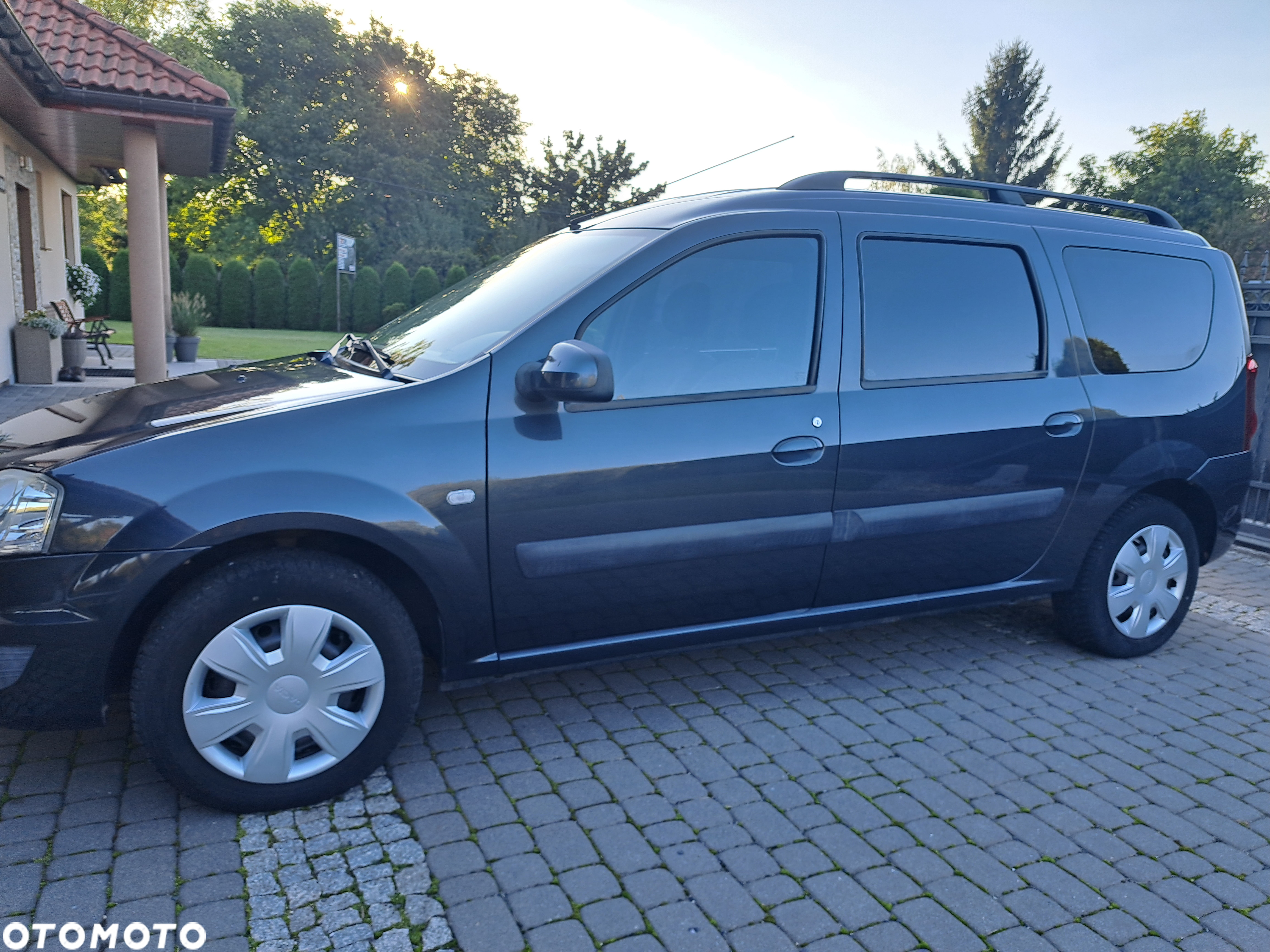 Dacia Logan MCV 1.6 16V Laureate - 38